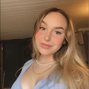 Meet your Posher, Ana